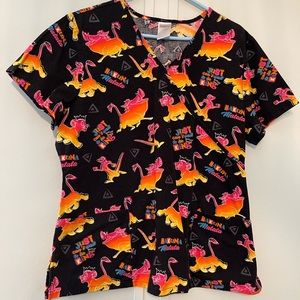 🧡💗Lion King scrub top size Large Disney💗💛